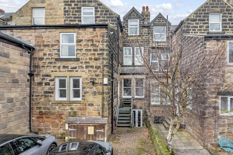 Back Harlow Moor Drive